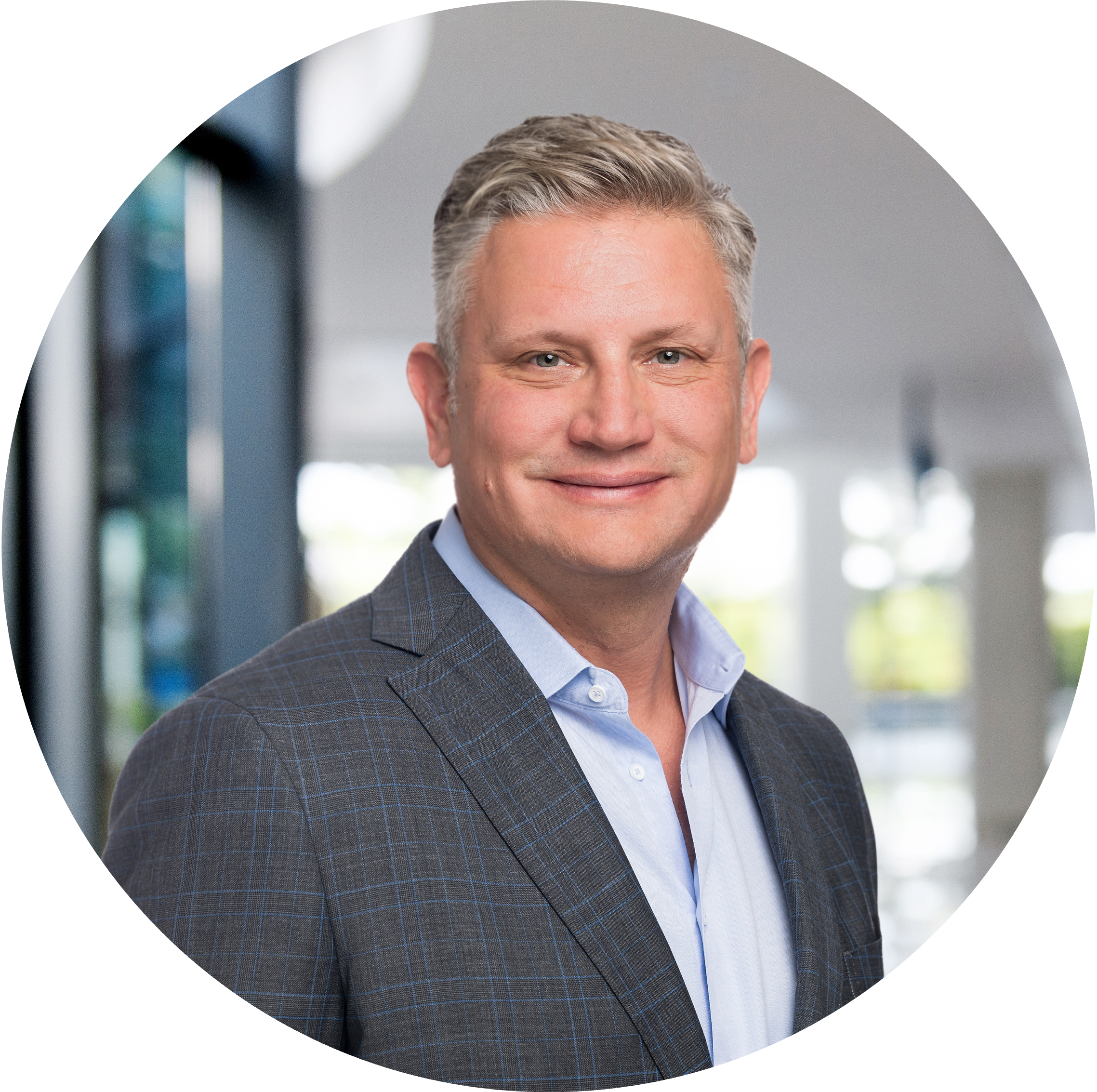 Andrew Yacynowych Circle.png